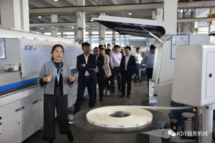 智造展示，深度交流——弘亞數(shù)控集團新一期產(chǎn)品參觀交流會議圓滿落幕